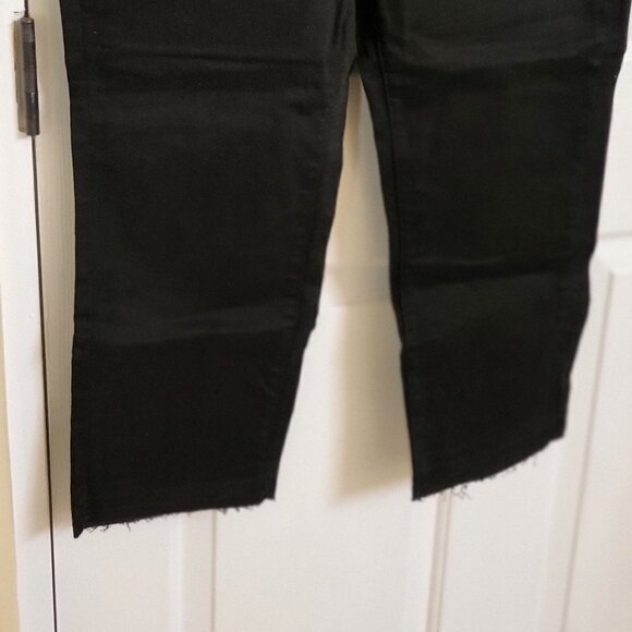 NYDJ Black Capri jeans/frayed hem Size 10 NWOT - Picture 11 of 14